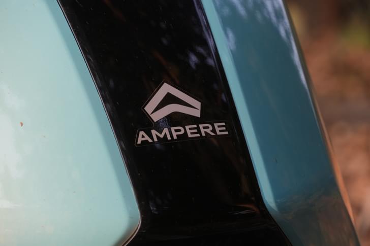 Ampere Nexus Color Black