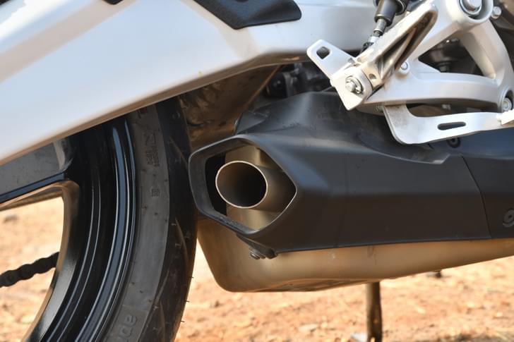 Exhaust Pipes