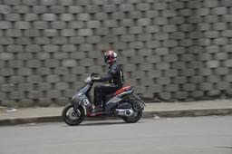 Aprilia Sr 160 Front Right Three Quarter