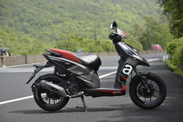 Front Right Three Quarter Image - 21671