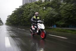 Aprilia Sr 175 Front Left Three Quarter