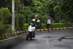 Aprilia Sr 175 Front Left Three Quarter