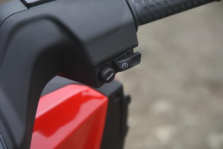 Aprilia Sxr 125 Color Black