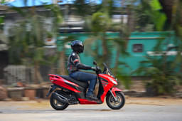 Aprilia Sxr 160 Color Red