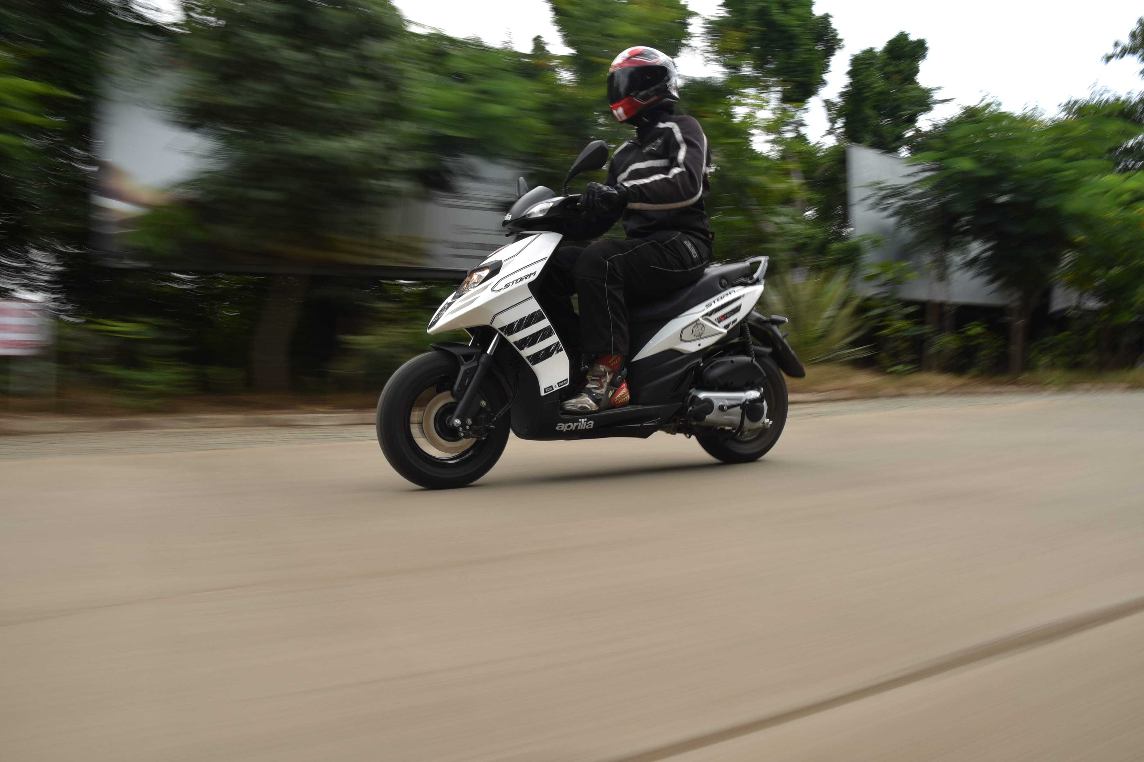 Aprilia Storm 125 On Road Price in Shi Yomi Starts at
