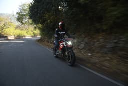 Aprilia Tuono 457 Front Right Three Quarter