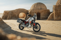 Aprilia Tuareg 660 Front Right Three Quarter