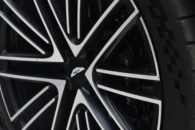 Alloy Wheels Image - 12833