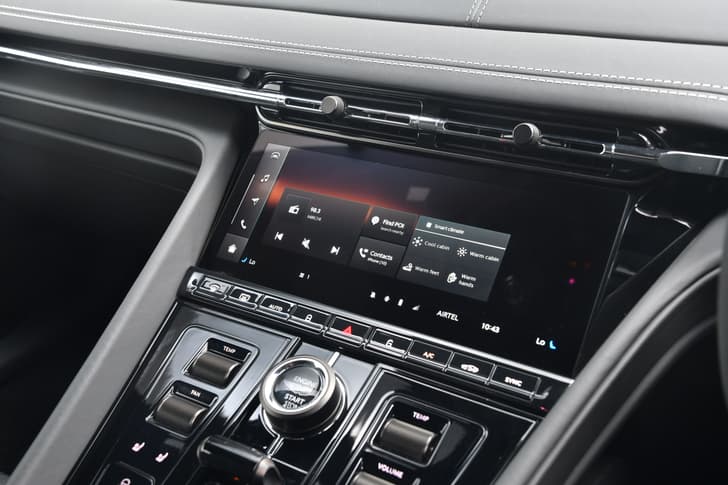 Aston Martin Db12 Dashboard