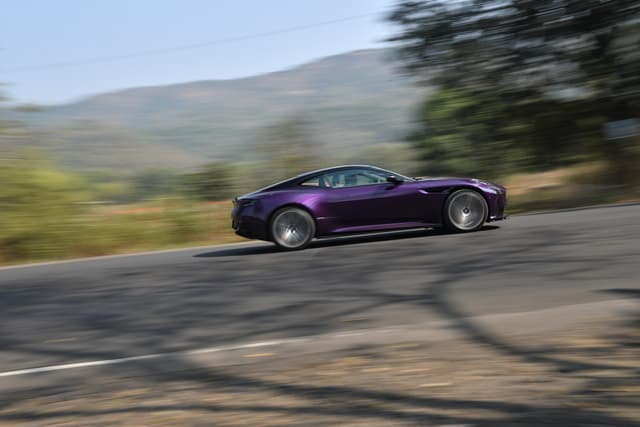 Alloy Wheels Image - 13637