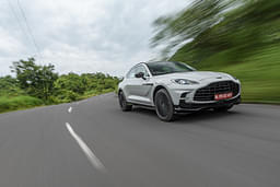 Aston Martin Dbx Front Left Three Quarter