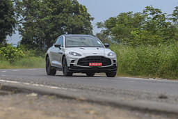 Aston Martin Dbx Front Left Three Quarter