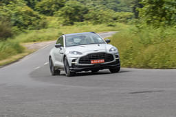 Aston Martin Dbx Front Right Three Quarter