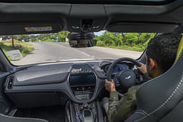 Aston Martin Dbx Dashboard