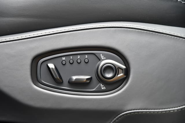Door Controls Image - 13354