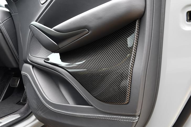 Aston Martin Dbx Color Black