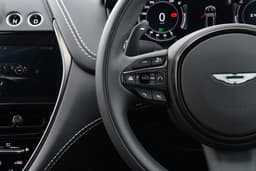 Aston Martin DBX Infotainment System