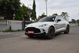 Aston Martin DBX Front Right Three Quarter