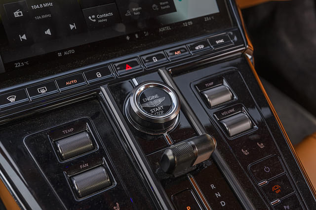 Infotainment System Image - 7051