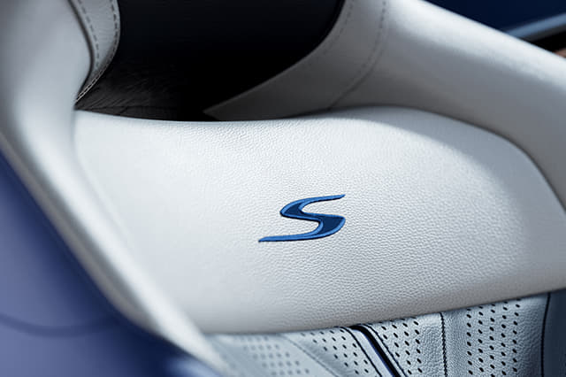 Color White, Blue Image - 31906