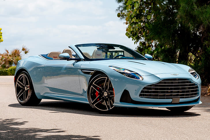 Aston Martin DB12 S Volante