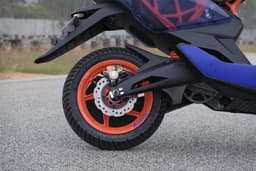 Ather 450 Apex Color Black