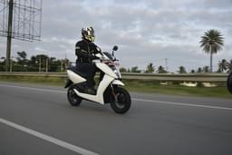 Ather 450 Front Left Three Quarter