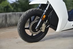 Ather 450 Color White