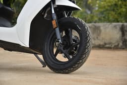 Ather 450 Color White