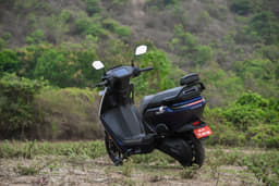 Ather Rizta Front Right Three Quarter