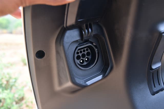 Open Fuel Lid Image - 21523