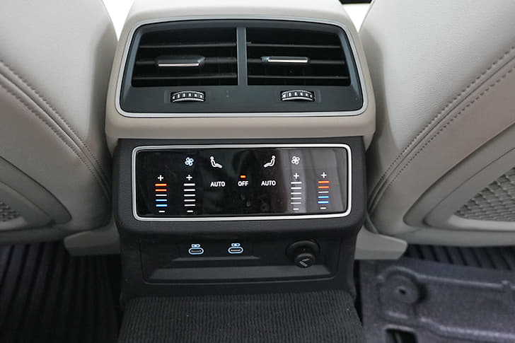 2nd Row Ac Vent