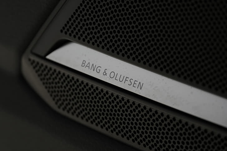 Integrated (in Dash) Music System