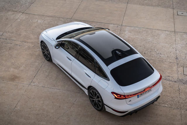 Audi A6 e-tron Front Left Three Quarter