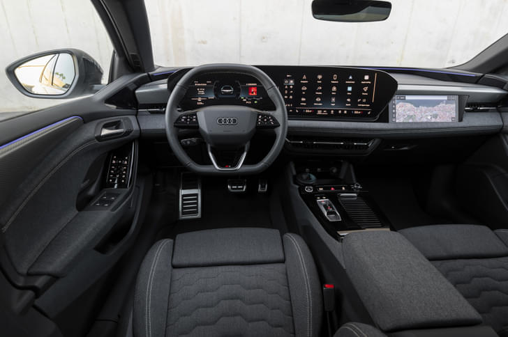 Audi A6 E Tron Dashboard