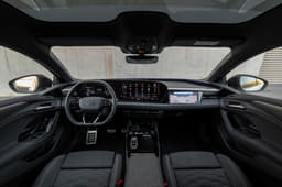 Audi A6 e-tron Dashboard