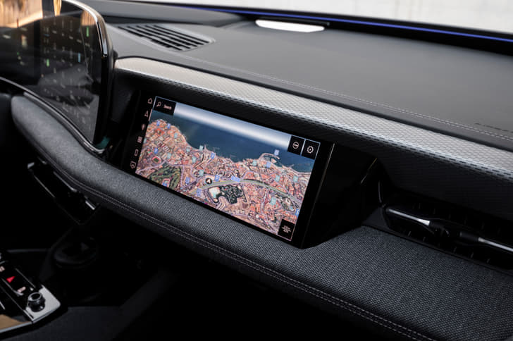 Audi A6 e-tron Dashboard