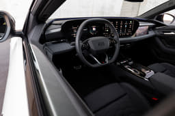 Audi A6 e-tron Dashboard