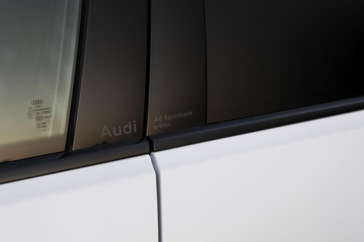 Audi A6 E Tron Color White