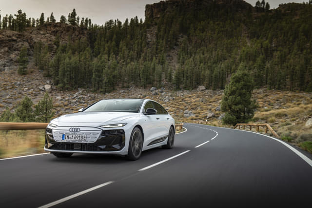 Front Left Three Quarter Image - 18759