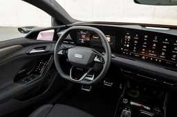 Audi A6 e-tron Dashboard
