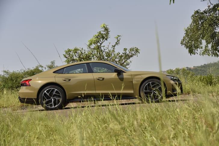 Audi E Tron Gt Front Right Three Quarter