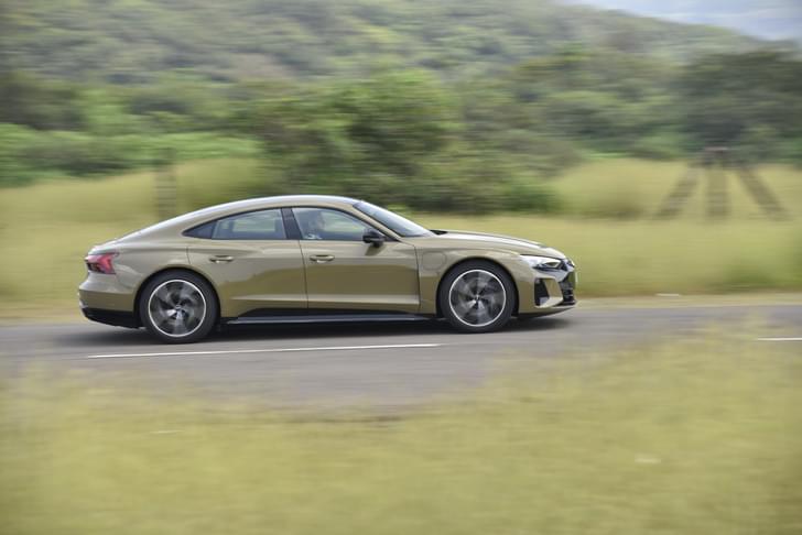 Audi E Tron Gt Front Right Three Quarter