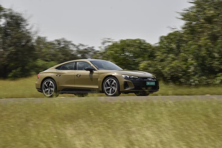 Audi E Tron Gt Front Left Three Quarter