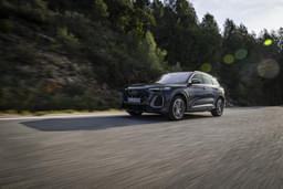 Audi New Q5 Front Right Three Quarter