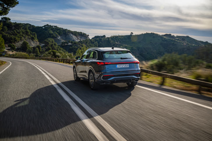 Audi New Q5 Rear View Audi New Q5 Rear View