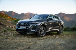 Audi New Q5 Front Right Three Quarter Audi New Q5 Front Right Three Quarter