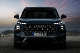 Audi New Q7 Front View