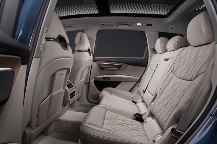 Audi New Q7 Front Row Seats