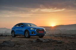 Audi Q3 Sportback Front Left Three Quarter